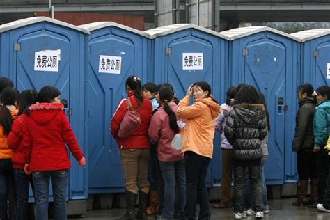 ‘loo Dicrous Chinas Government Weighs In On Why There Arent Enough Public Toilets For Women