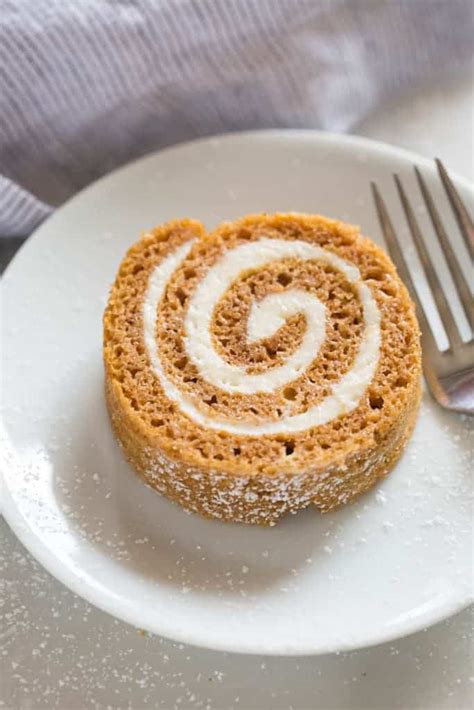 Best And Easiest Pumpkin Roll Tastes Better From Scratch