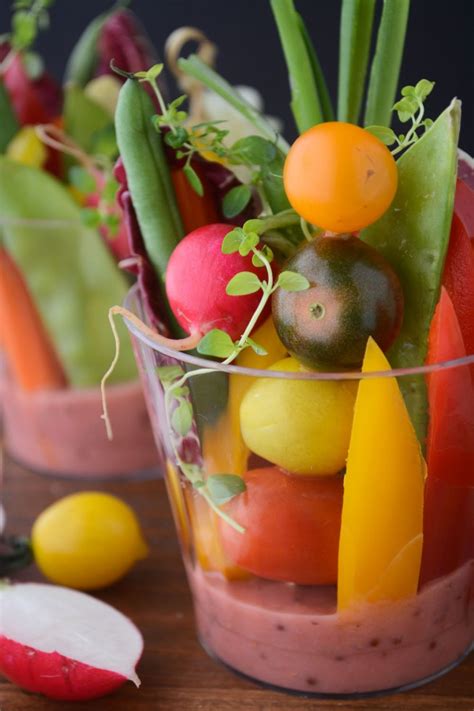 Banana, melon, watermelon, apple, peach and apricot also work well. Individual Salad Cups with Rhubarb Vinaigrette | The View ...