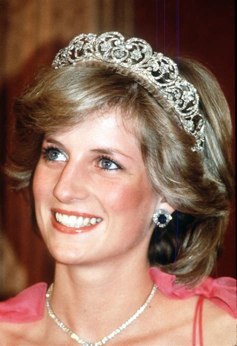 Princess diana became lady diana spencer after her father inherited the title of earl spencer in 1975. Diana "Princess Di" Spencer - Physical Beauty Photo ...