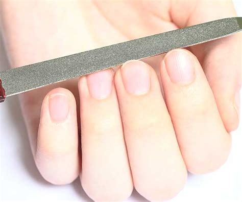The One Thing You Should Never Do When Filing Your Nails According To
