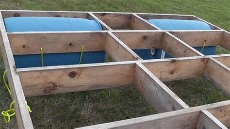 The space is a bit small. Holy boat: Here How to build a pontoon boat with barrels