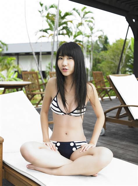 Sexy Girls Kashiwagi Yuki In Bikini