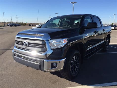 Certified Used 2015 Toyota Tundra Trd Off Road One Owner 4 Door Pickup