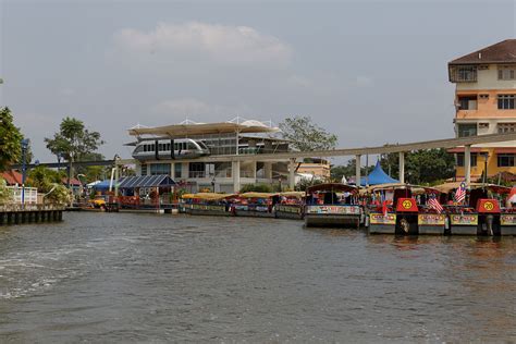 Terdapat banyak sangat tempat menarik di melaka. River Cruise Sungai Melaka Antara Tempat Menarik di Bandar ...