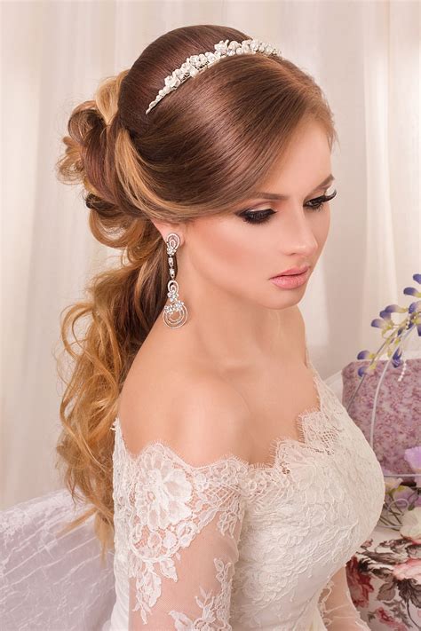 Choosing The Perfect Hairstyle To Match Your Wedding Dress Al Arabiya