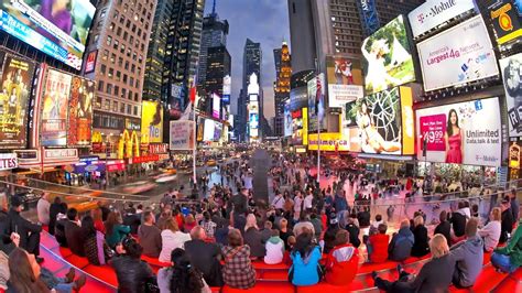 Folks from around the world travel to the destination for broadway shows as far as city districts go, times square—new york's busiest attraction—is a global legend. Best of Times Square Time Lapse Videos, Manhattan, New ...