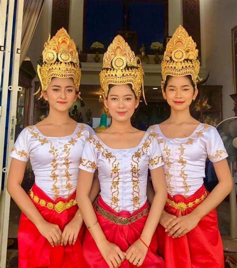 Amazing Khmer Naga Crown