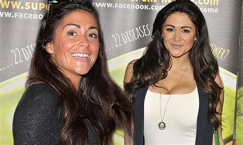 Glamour Model Casey Batchelor Shows Off The Dramatic Results Of Her Breast Reduction Daily