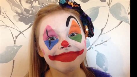 Easy Girl Clown Face Paint