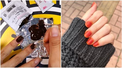 Why Korean Women Dye Their Nails Using Henna Like Paste