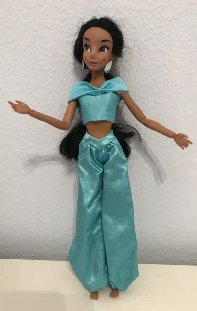DISNEY STORE ALADDIN Princess Jasmine 12 Doll Articulated Joint Doll