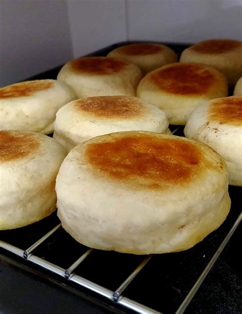 Easy Homemade English Muffins Recipe Hipster At Home