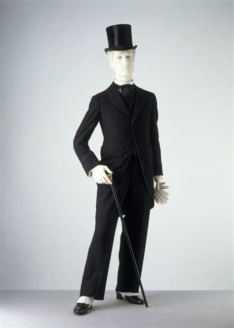 Suit alterations every man needs. Morning Suit 1910 The Victoria & Albert Museum (OMG that ...