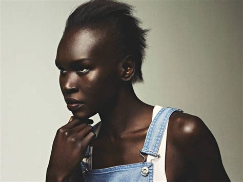 meet alek wek first model to influence the fashion industry with her black beauty face2face