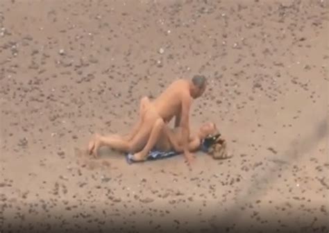 【動画あり】ヌーディストビーチに ”誰でもセ クスしていい” 少女が現れた結果 ポッカキット