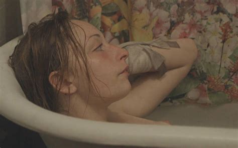 Arielle Holmes Nuda ~30 Anni In Heaven Knows What