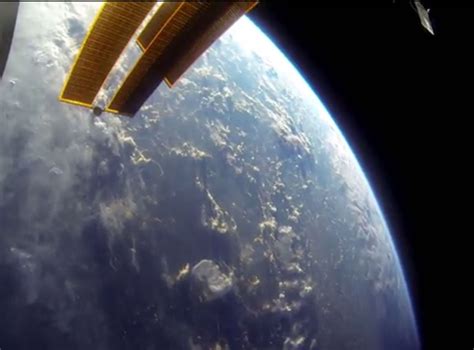 Nasa Release Breathtaking Gopro Footage Of Earth Taken By Astronauts