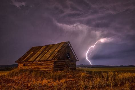 35 Amazing Photographs Of Lightning Learning Photography Night