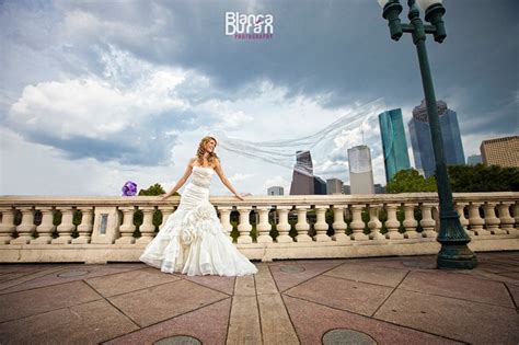 Bride And Veil Blanca Duran Photography Bride Veil Photography