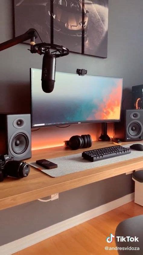 8 Ideas De Gaming Desk Setup En 2021 Diseño De Sala De Juegos