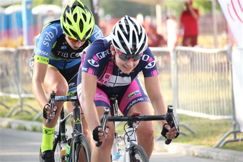 Gallery Elite And Under Women S Canadian Cycling Championships Road Race Canadian Cycling
