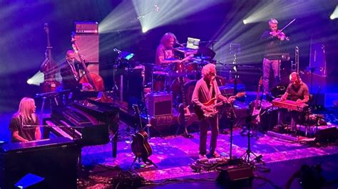 pianist dred scott joins bobby weir and wolf bros at capitol theatre