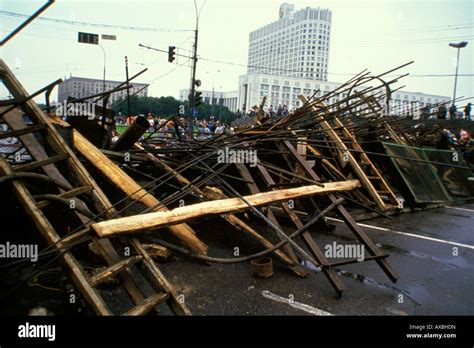 Moscow Coup 1991 Hi Res Stock Photography And Images Alamy