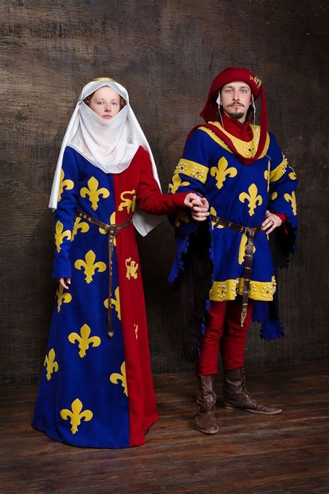 14 Cen Europe Heraldic Costumes 14th Century Clothing Medieval