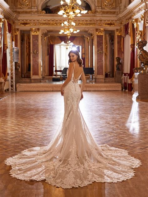 Why Were Predicting Extravagant Wedding Dresses For 2021