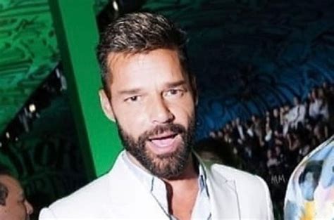 Ricky Martin Enciende Las Redes Presumiendo Parte Ntima En Video E Consulta Com