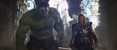 Thor Ragnarok Chatter Hulk Smash But Will Hulk Speak