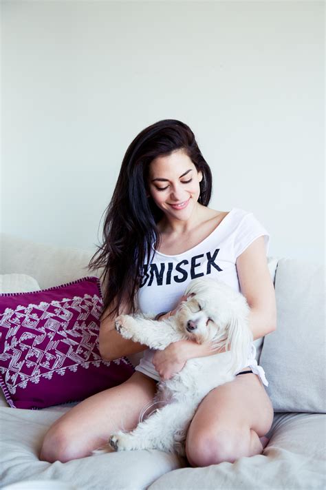 Actress Inbar Lavi Talks Imposters Her Beauty Routine And More Coveteur