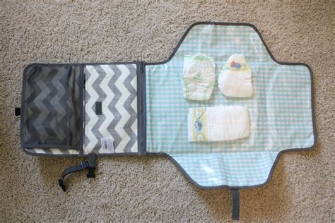 The bearded hobbit diy sleep pad complete. What's in my: Diaper Bag • DIY Mama