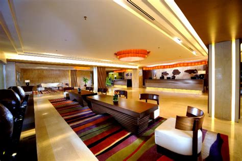 Imperial riverbank hotel è un'ottima scelta per i viaggiatori che visitano kuching, con un ambiente adatto alle famiglie e molti utili servizi per farti questa zona offre molto da fare: Grand Margherita Hotel, Kuching Hotel, Kuching And Sarawak ...