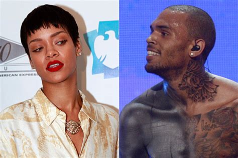 Rihanna Chris Brown Spotted Making Out In New York City Surfme