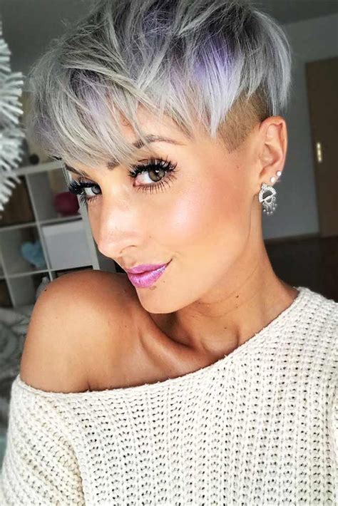 Get your hair cut into side swept bangs and get the bangs colored with some soft highlights. Pin on Womens Hairstyles Long Red