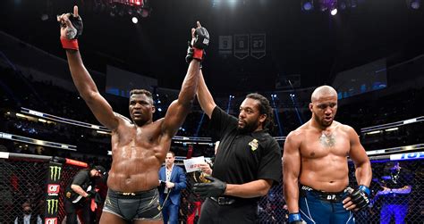 Francis Ngannou Defends Ufc Heavyweight Title The Paradise News Hot