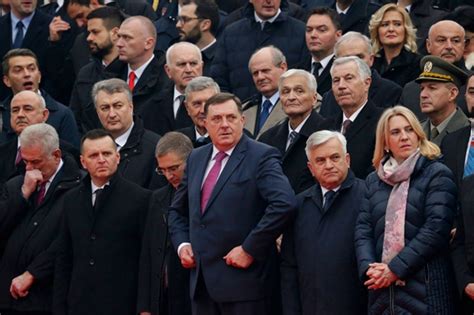 Defiant Bosnian Serbs Celebrate Banned Statehood Holiday News