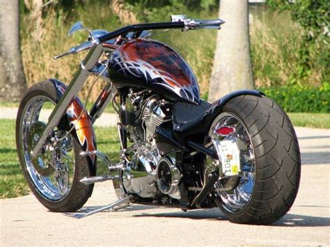 Long And Low Roadstar Custom Choppers Custom Harleys Custom Motorcycles