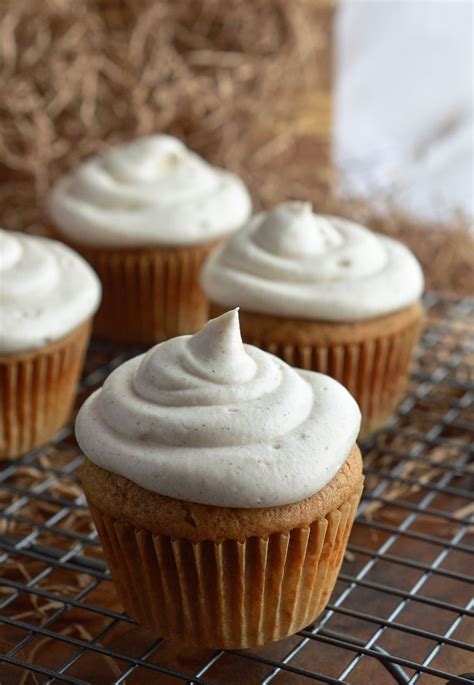 Spiced Cupcakes With Cinnamon Cream Cheese Frosting