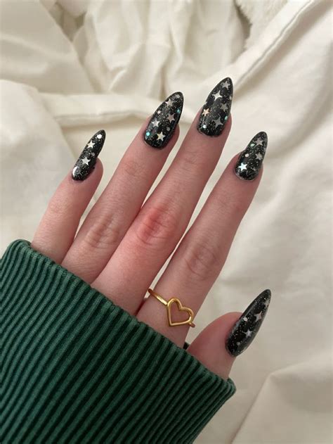 Taylor Swift Nails Taylor Swift Makeup Taylor Swift Tour Outfits Classy Almond Nails Black