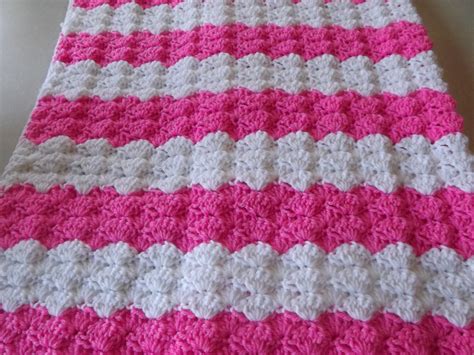 Crochet hook size g, 32 oz. Crochet Patterns Galore - Pretty Shells Baby Blanket