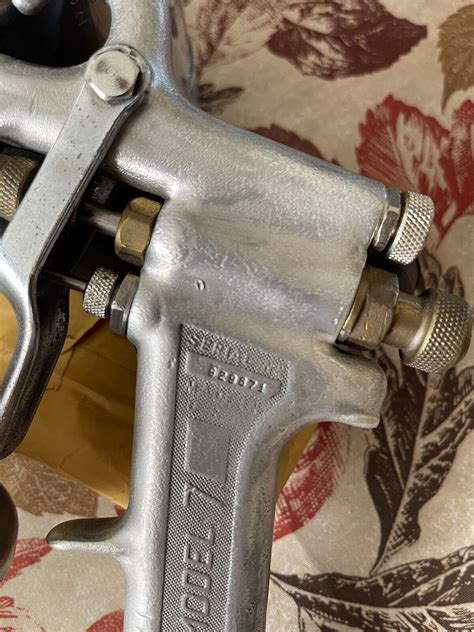 Binks Model Spray Gun With Cup Paint Spray Sd Made In Usa Ebay