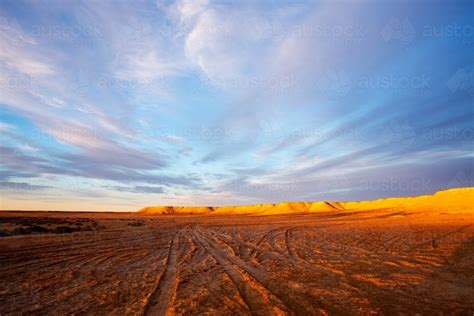 Image Of Late Afternoon Light On Banks Of Dry Creek Bed Austockphoto
