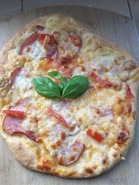 Pizza - PrzyslijPrzepis.pl