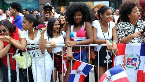 The 2014 Dominican Day Parade In Pictures Washington Heights