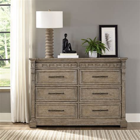 Liberty Furniture Town And Country Transitional Eight Drawer Dresser With