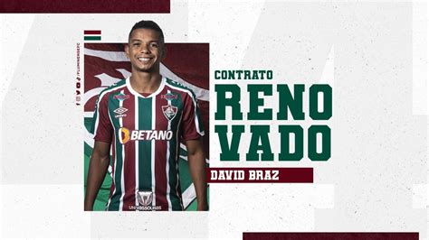 Fluminense anuncia a renovação do zagueiro David Braz até 2024