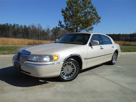 On top of that, info about trim levels and other vehicle's specs are still not available. Ford Crown Victoria Questions - will 2002 ford mustang ...